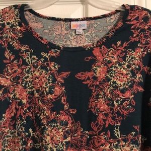 LULA ROE IRMA - Size Large